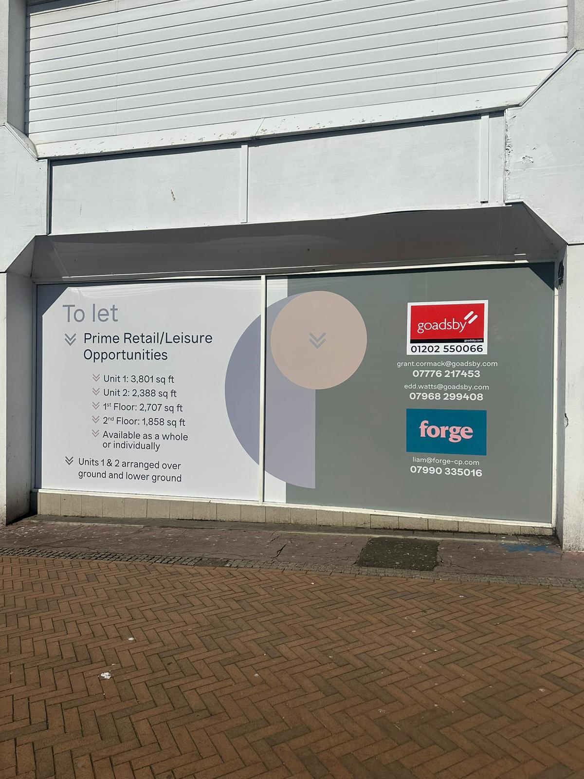 Windows, Banners and Hoarding